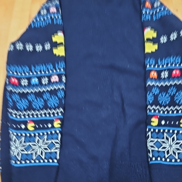Pac-Man Navy Sweatshirt - Picture 4 of 4